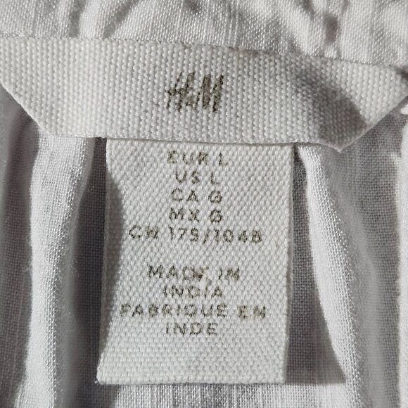 H&M Women L White V-Neck Blouse Relaxed Fit Clean Girl Minimalist Large - Picture 4 of 10